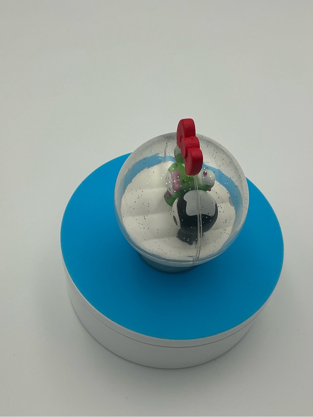 TOKIDOKI Snow Ball Kitty - Picture 2 of 4